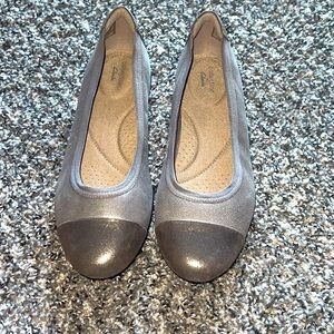CLARKS GRACELIN JENNY BALLET FLAT Size 8W
